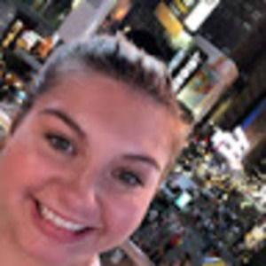 Meet your Posher, Alexis